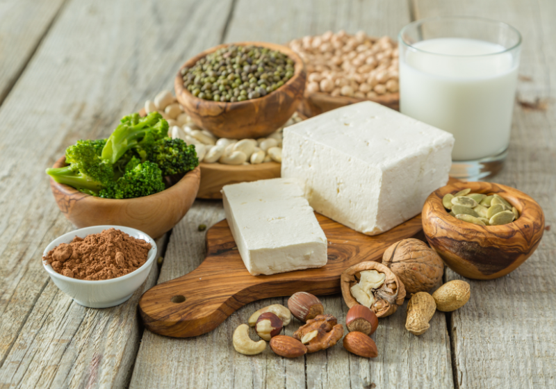 Viele verschiedene pflanzliche proteinreiche Lebensmittel